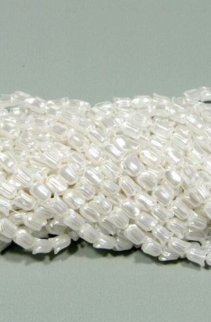 03-237 fehér tekla tulipán gyöngy 8x10mm