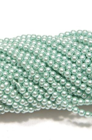 03-242 világos zöld tekla gyöngy 4mm