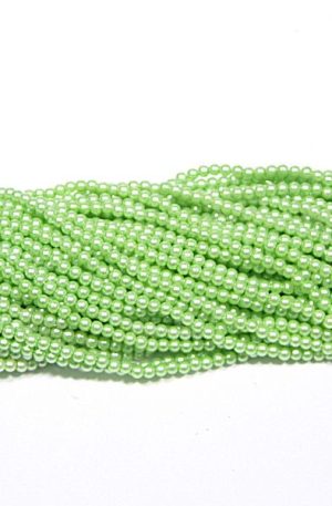 03-260 világos zöld tekla gyöngy 4mm