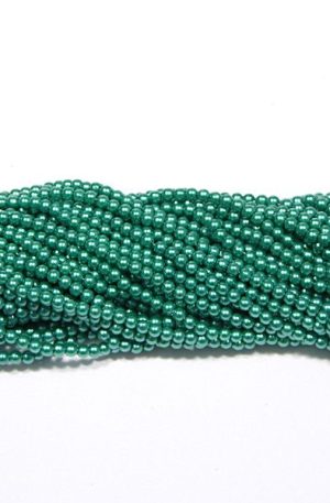 03-268 sötét zöld tekla gyöngy 4mm