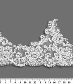 06-1164 fehér zsinórozott szegő csipke 9cm