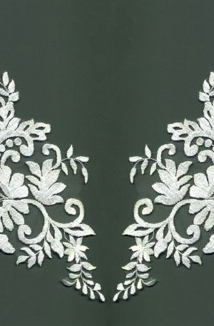 06-1249 Tüll alapú fehér páros csipke