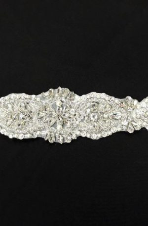 06-1251  Kristályos szegő 5cm széles