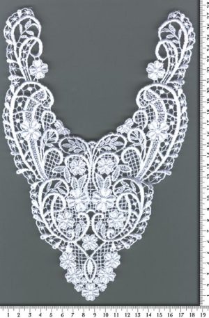 06-388 Légcsipke fehér motívum