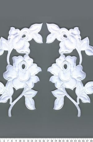 06-491 Szatén alapú fehér páros csipke