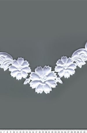 06-496 Steppelt szatén fehér csipkemotívum