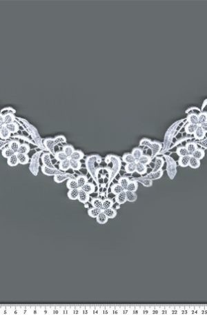 06-712 Légcsipkemotívum ekrü