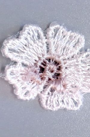 06-764  Virág - krém/pezsgő