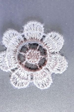 06-767  Virág - krém/pezsgő