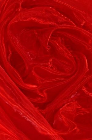 15-024 Piros fényes organza 150cm