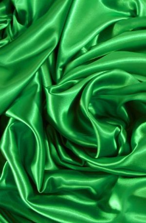 15-184 Fűzöld szatén 150cm