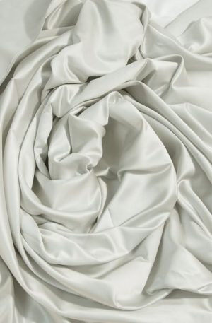 15-324 Ezüst düsesz 150 cm