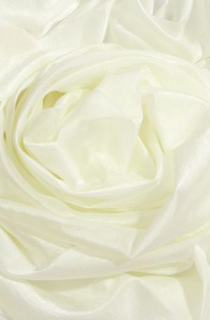 15-405 Krém gyűrt spark szatén 150cm