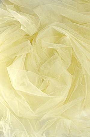 15-433 Sötét krém puha tüll 150cm