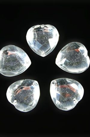 18-006 Szív ezüst varrható akril kő 16 mm x 27mm