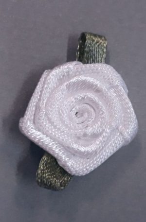 30-119 Fehér/zöld rozetta