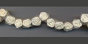 23-232 Fűzött gyöngy - Krém