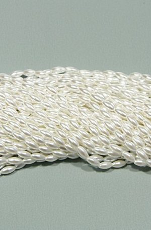 24-005 Fehér japán rizsszem gyöngy 4x8mm