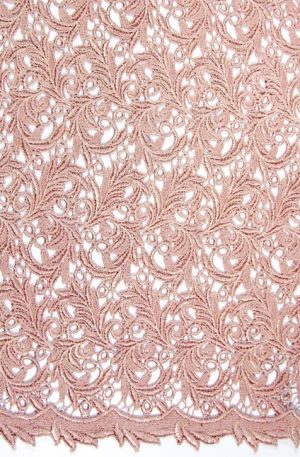 28-215-M Légcsipkeanyag mályva