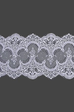 keleties hatású, 28 cm széles fehér rachel (francia) csipkeanyag