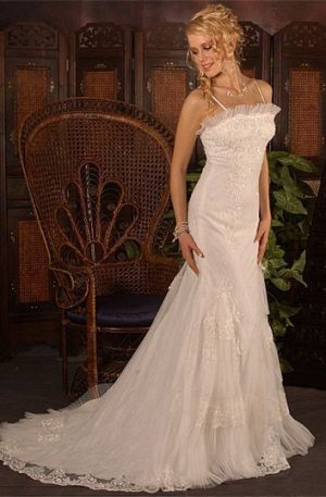 33-DN5739iv Ivory ,,I" vonalú menyasszonyi ruha