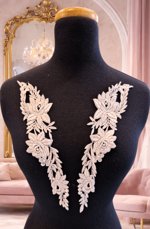 06-717 Páros légcsipke rayon szálból