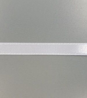 31-044-29 fehér szatén szalag 1 cm széles