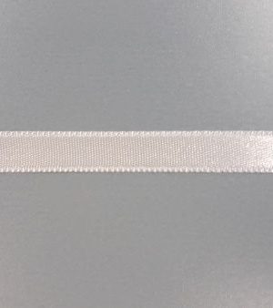 31-044-30 törtfehér szatén szalag 1 cm széles