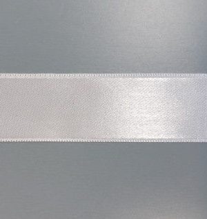 31-044-34 törtfehér szatén szalag 3 cm széles