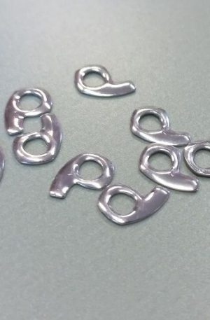 18-21 Ezüst színű felvasalható dísz 10db