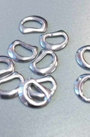 18-26 Ezüst színű felvasalható dísz 10db