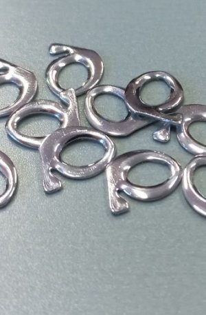 18-29 Ezüst színű felvasalható dísz 10db