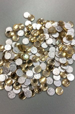 18-5 Arany színű felvasalható dísz 100db