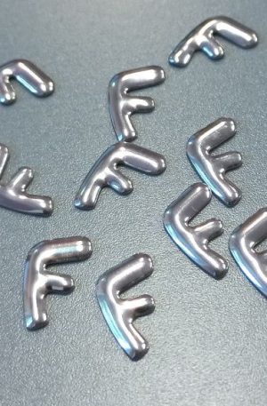 18-30 Ezüst színű felvasalható dísz 10db