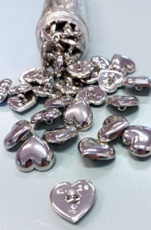 01-148 Ezüst színű műanyag gomb