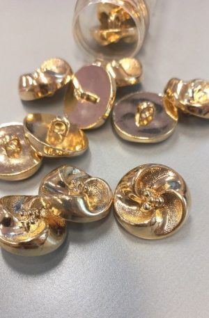 01-247 Arany színű műanyag gomb