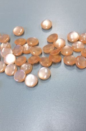 01-300 Halvány narancs gomb