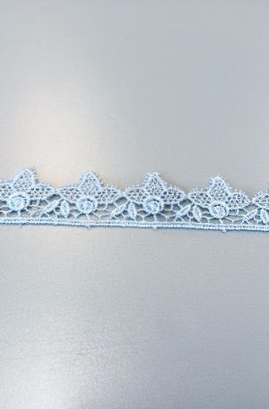 31-080-72 Világoskék színű csipke szegő 3cm széles