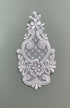 06-2259 Organza alapú fehér csipke