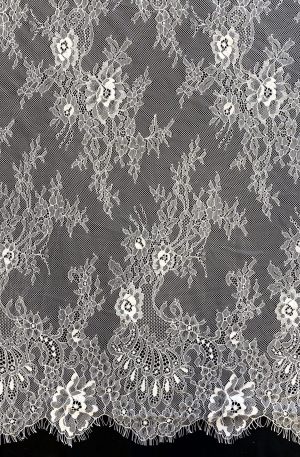 28-672 Törtfehér rachel csipke