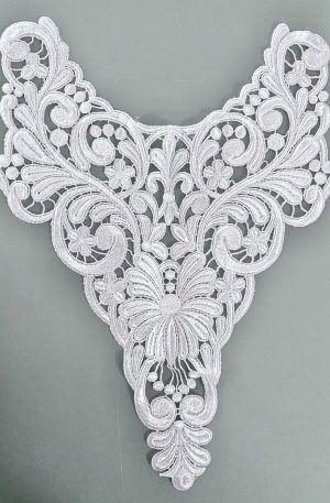 06-424 Fehér légcsipke motívum