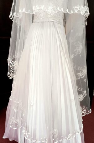 39-050 használt fehér fátyol