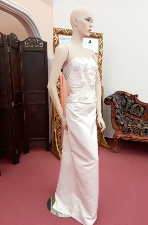 33-1418 Törtfehér "I" vonalú menyasszonyi ruha