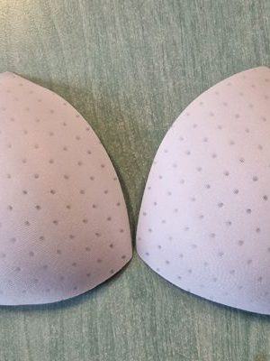 40-010-4 Melltartó kosár háromszög fehér "M"