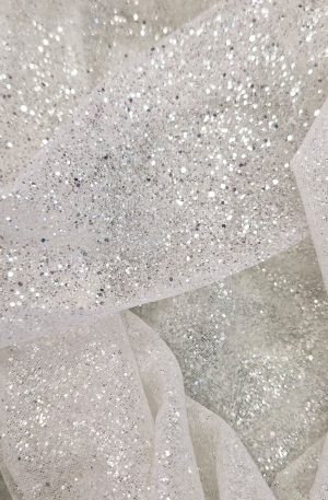 15-601 exkluzív törtfehér csillámos tüll