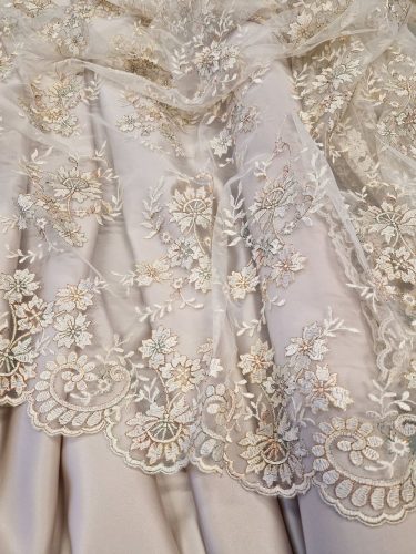 28-554 tüll csipkeanyag