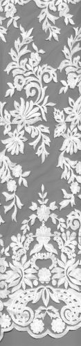 28-699 –6 Gazdag mintázatú, díszes fehér csipkeanyag