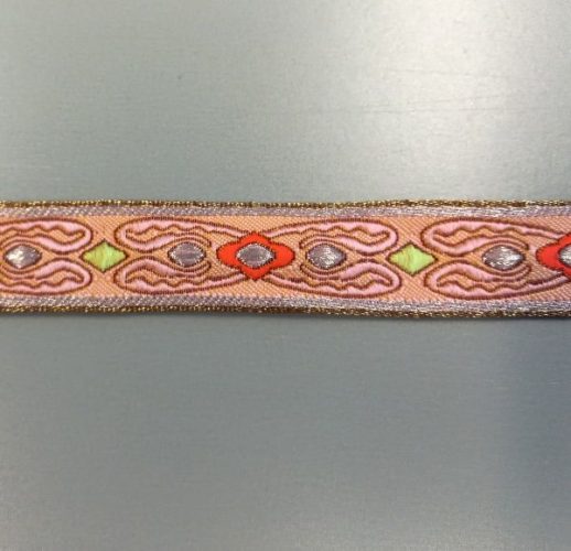 Színes neon mintás szalag, egy színoldalú.

Szélessége: 2,5 cm